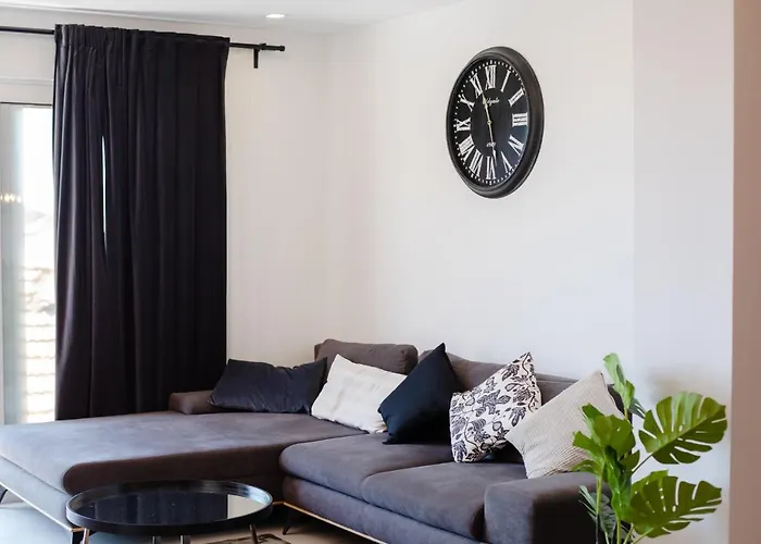 Apartment Eni